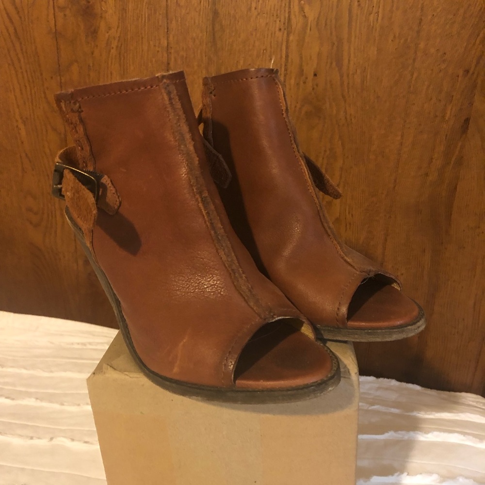 Frye booties size 7